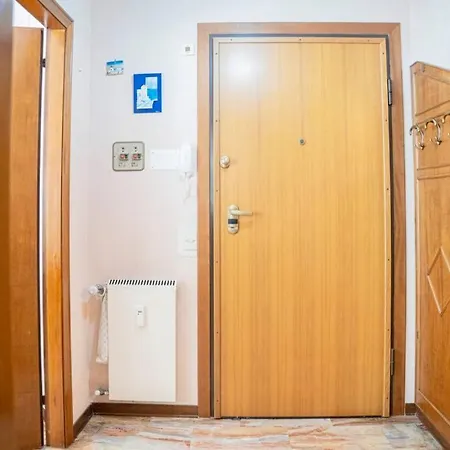 005 - Casa Spaziosa Centro Citta Carruggio Mare A 150m Apartment *