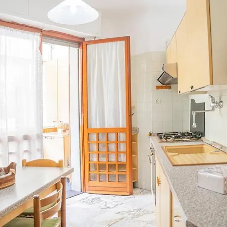 005 - Casa Spaziosa Centro Citta Carruggio Mare A 150m * Sestri Levante